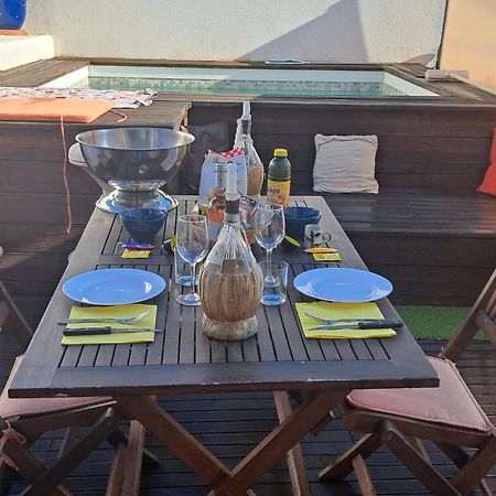 Sous Le Soleil Apartment บ็องโดล ภายนอก รูปภาพ