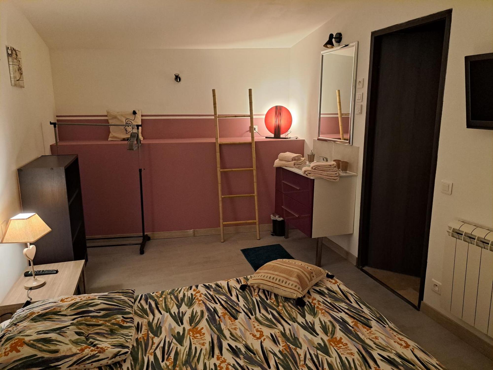Sous Le Soleil Apartment บ็องโดล ภายนอก รูปภาพ